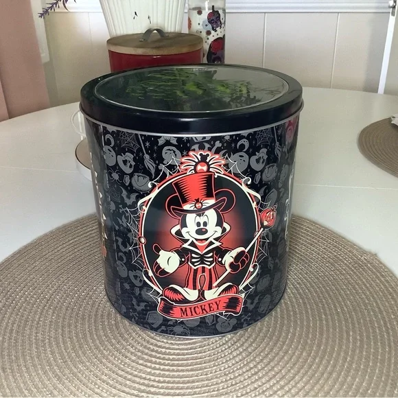 < Disney Halloween Tin > - Picture 3 of 4